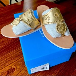 Jack Rogers “Boating Jacks” size 7M, light gold